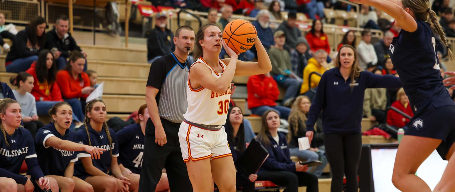 Action shot of Emma Schierbeek